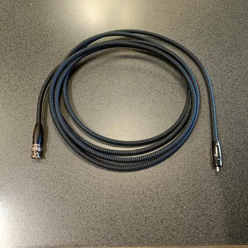Audioquest Carbon Digital, Audio, Tv en Foto, Audiokabels en Televisiekabels, Zo goed als nieuw, Interlink-kabel, Minder dan 2 meter