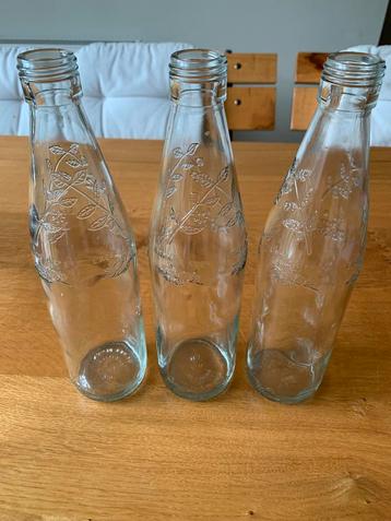 decoratie vaasjes Rose's + klein glas beschikbaar voor biedingen