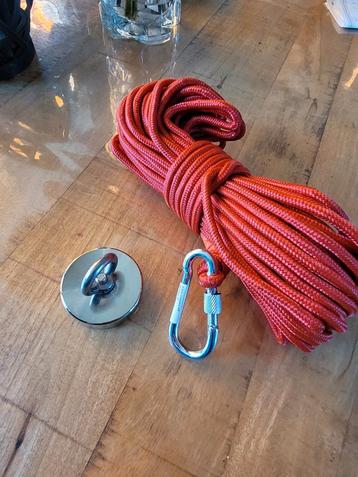 Magneetvissen vismagneet 250kg nieuw weg is weg beschikbaar voor biedingen