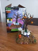 Lemax spooky town dance around the tree retired 2004, Ophalen of Verzenden, Zo goed als nieuw