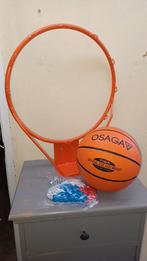 Nieuwe basketbal ring met bal, Sport en Fitness, Basketbal, Ophalen, Nieuw, Bal