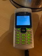Sony Ericsson T230 - Gebruikt, met oplader, Gebruikt, Ophalen of Verzenden, Minder dan 3 megapixel, Klassiek of Candybar