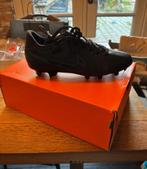 Nike voetbal schoen nieuw in doos, Maat XS of kleiner, Schoenen, Nieuw, Ophalen of Verzenden