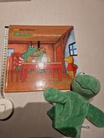 Boek Kikker en t verjaardagsspel en handpop kikker, Ophalen of Verzenden, Zo goed als nieuw