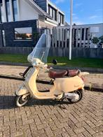 Vespa LX50 2t blauw kenteken, Fietsen en Brommers, Scooters | Vespa, Ophalen, Zo goed als nieuw, Vespa LX