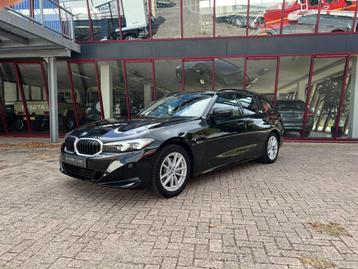 BMW 3 Serie Touring 320e | NL auto | Widescreen | (bj 2023) beschikbaar voor biedingen