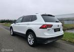 Volkswagen Tiguan Allspace 1.5 TSI / Navi / Camera / Stoelv., Auto's, Volkswagen, 1502 kg, Zwart, 150 pk, Alcantara
