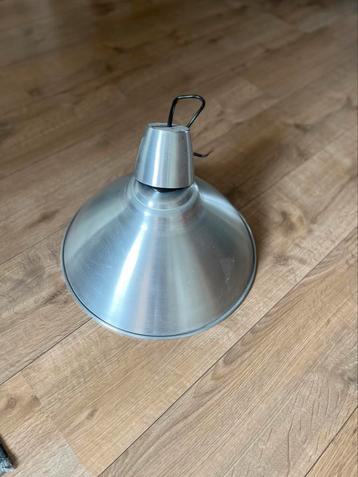 Hanglamp metaal beschikbaar voor biedingen