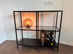 Stellingkast Vittsjö Ikea zwartbruin glas 100x93 cm, Huis en Inrichting, Tafels | Sidetables, Ophalen of Verzenden, Glas, Zo goed als nieuw