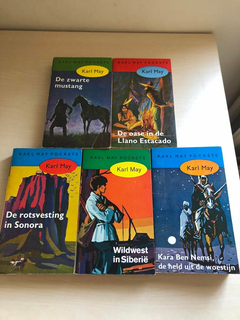 Karl May pockets 5 verschillende, Antiek en Kunst, Ophalen of Verzenden