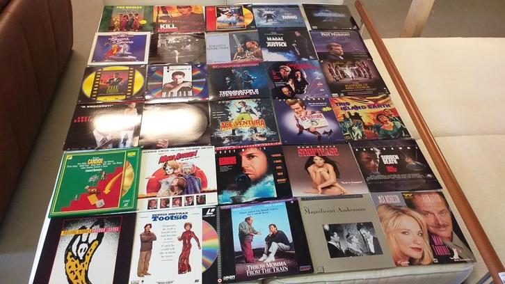 Ruim 200 laser discs ipst incl sony laser disc player, Cd's en Dvd's, Dvd's | Overige Dvd's, Zo goed als nieuw, Alle leeftijden