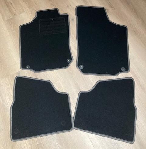 Mattenset voor een Opel Corsa type C, Auto-onderdelen, Interieur en Bekleding, Opel, Nieuw, Ophalen of Verzenden