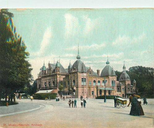 (388-209-043) Arnhem Musis Sacrum, Verzamelen, Ansichtkaarten | Nederland, Gelderland, Verzenden