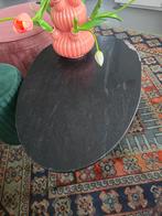 Eivormige marmeren salontafel met gouden poten, Ophalen, 50 tot 100 cm, Overige materialen, Nieuw