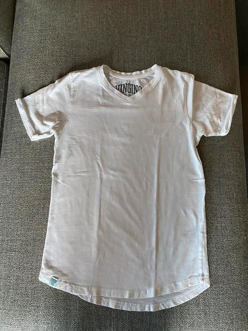 Wit basic shirt v hals langer model VINGINO M = 134 / 140, Kinderen en Baby's, Kinderkleding | Maat 134, Gebruikt, Jongen, Shirt of Longsleeve