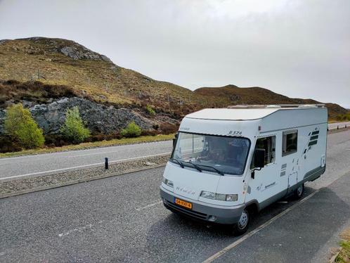 Mooie Hymer B574 camper, vast bed én hefbed, 4 slaapplaatsen, Caravans en Kamperen, Campers, Particulier, tot en met 4, Integraal