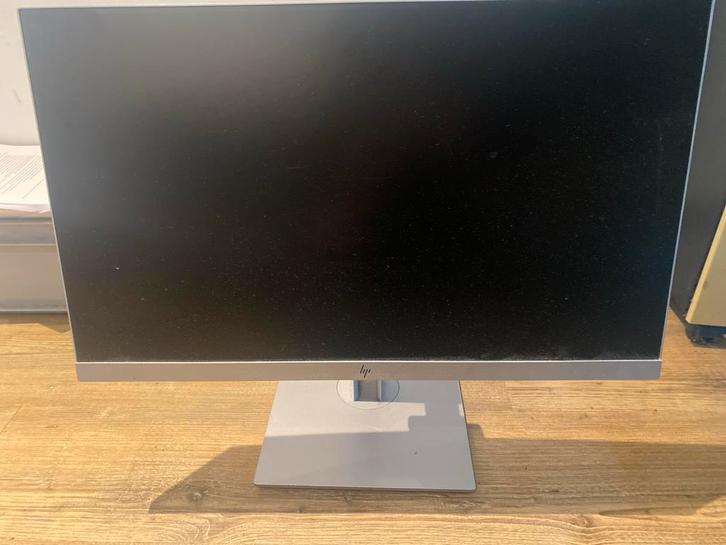 HP E233 23 inch Monitor - Full HD, Computers en Software, Monitoren, Gebruikt, 60 Hz of minder, DisplayPort, In hoogte verstelbaar