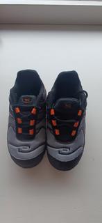 Nike tuned 1 kind maat 27, Kinderen en Baby's, Kinderkleding | Schoenen en Sokken, Schoenen, Ophalen of Verzenden, Zo goed als nieuw
