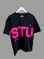 Stüssy | Neon Roze | Maat L, Ophalen of Verzenden, Gedragen, Maat 52/54 (L), Zwart