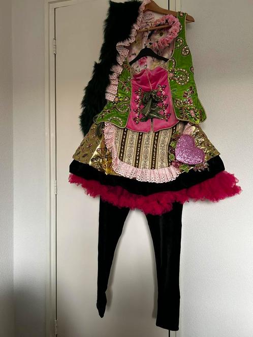 Carnavalspak dirndl maat 42, Kleding | Dames, Carnavalskleding en Feestkleding, Maat 42/44 (L), Verzenden