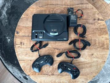 Sega Mega Drive 16 bit set compleet + 2 controllers | Netjes beschikbaar voor biedingen