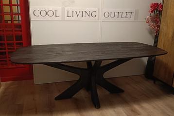 Brix Eettafel Montreaux 220 cm-Zwart met € 280,= korting, beschikbaar voor biedingen