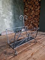 Brocante metalen krantenrek, Ophalen, Zo goed als nieuw