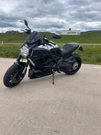 Ducati Diavel cromo 2012 ABS, Naked bike, Particulier, 2 cilinders