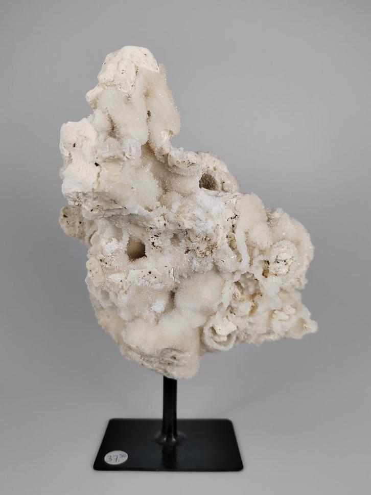 Calciet op standaard uit Indonesië, Verzamelen, Mineralen en Fossielen, Mineraal, Ophalen of Verzenden