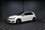 Volkswagen Golf 2.0 TSI GTI DSG | Panoramadak | Leder | Club, Auto's, 65 €/maand, Gebruikt, 4 cilinders, Wit