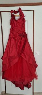 Rode Zijden Trouwjurk mt40 met halter, Trouwjurk, Assepoester, Ophalen of Verzenden, Gedragen