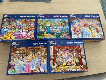 5 Disney puzzels van 1000 stukjes beschikbaar voor biedingen