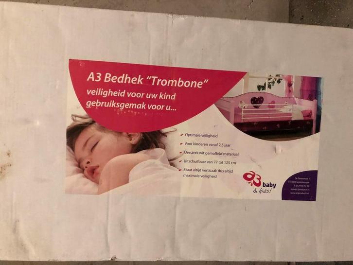 Bedhek wit uitschuifbaar / kinder bed beveiliging, Kinderen en Baby's, Kinderkamer | Bedden, Gebruikt, 140 tot 160 cm, Minder dan 70 cm