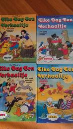 Walt Disney's Het jaar rond met Disney, 4 delen, Ophalen of Verzenden, Zo goed als nieuw