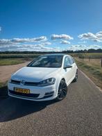 Zeer nette Volkswagen Golf 7, Auto's, 125 pk, Zwart, 4 cilinders, Leder en Stof