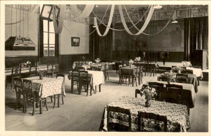 Oudenbosch - Instituut St. Louis - Kweekschool-aula, Verzamelen, Ansichtkaarten | Nederland, Ongelopen, Noord-Brabant, Voor 1920