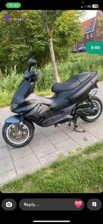 Piaggio Runner 70cc 2005, Fietsen en Brommers, Scooters | Piaggio, Ophalen, Zo goed als nieuw, Overige modellen