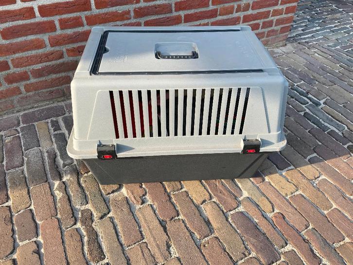 Ferplast vervoersbox atlas 40, Dieren en Toebehoren, Transportboxen, Zo goed als nieuw, Ophalen