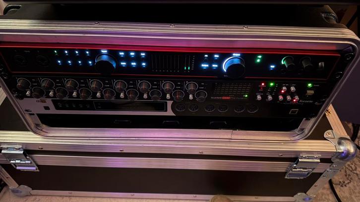 Scarlett OctoPre Dynamic, Audio, Tv en Foto, Professionele Audio-, Tv- en Video-apparatuur, Zo goed als nieuw, Audio, Ophalen