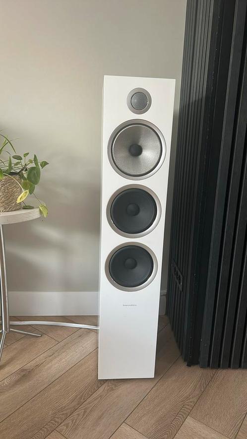 Bowers en wilkens 703 s2, Audio, Tv en Foto, Luidsprekers, Zo goed als nieuw, Front, Rear of Stereo speakers, 120 watt of meer