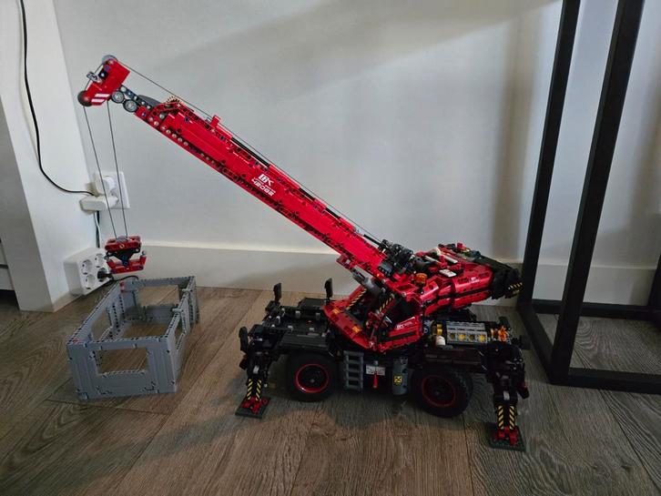 LEGO Technic 42082 - Mobiele Kraan, Kinderen en Baby's, Speelgoed | Duplo en Lego, Zo goed als nieuw, Lego, Complete set, Ophalen of Verzenden