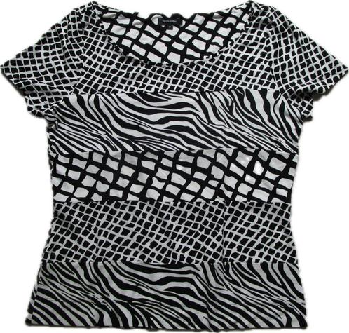 Claudia Sträter shirt, Kleding | Dames, T-shirts, Zo goed als nieuw, Maat 38/40 (M), Zwart, Korte mouw, Ophalen of Verzenden