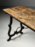 Spaanse Sidetable 19e eeuw, Ophalen