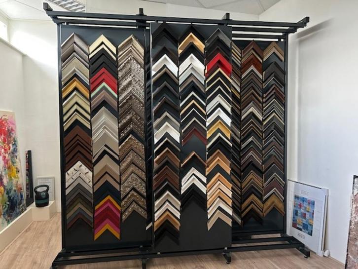 Lijstenmakerij Displaywand, Huis en Inrichting, Woonaccessoires | Schilderijen, Tekeningen en Foto's, Zo goed als nieuw, Overige typen