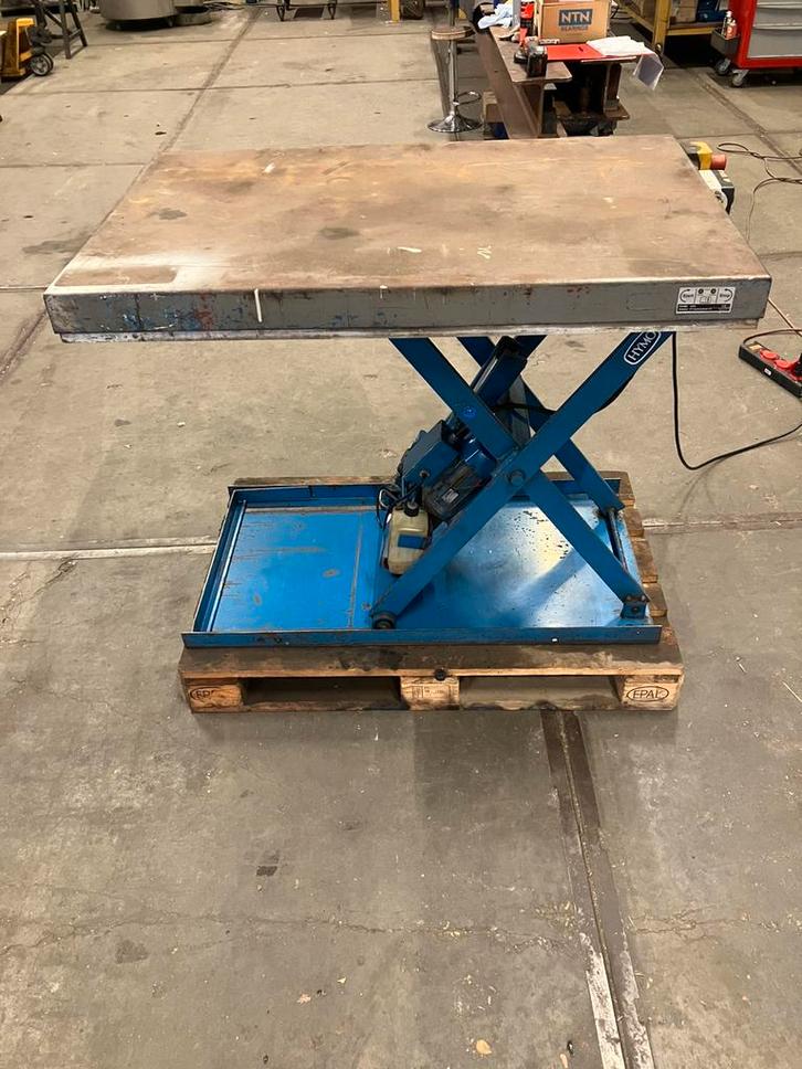 Hymo heftafel 600 kg, Doe-het-zelf en Verbouw, Werkbanken, Gebruikt, 70 tot 120 cm, Inklapbaar, Ophalen of Verzenden