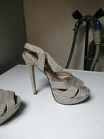 Mooi sandals, Ophalen, Grijs, Sneakers of Gympen, Zo goed als nieuw