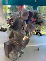 NAO ( LLADRO ) porseleinen beeld, meisje met gans, Ophalen of Verzenden, Zo goed als nieuw
