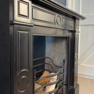 Antieke zwart marmeren omloop schouw 19-10 gerestaureerd, Huis en Inrichting, Haarden, Overige soorten, Ophalen of Verzenden