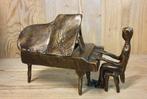 PIANIST MET VLEUGEL PIANO / bronzen beeld, Ophalen of Verzenden