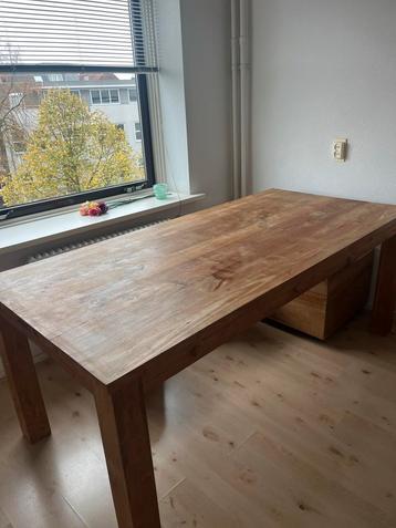 Stoere houten eettafel - 2 meter lang beschikbaar voor biedingen